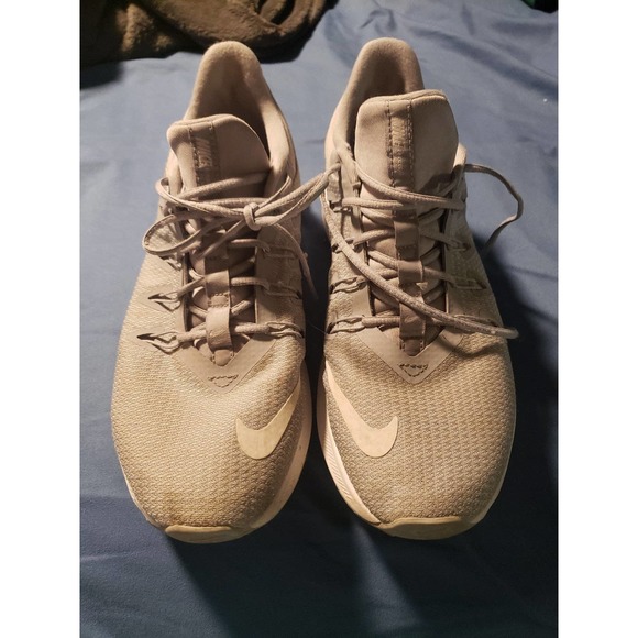 Nike running shoes grey and white size 9.5 women's - Picture 1 of 6